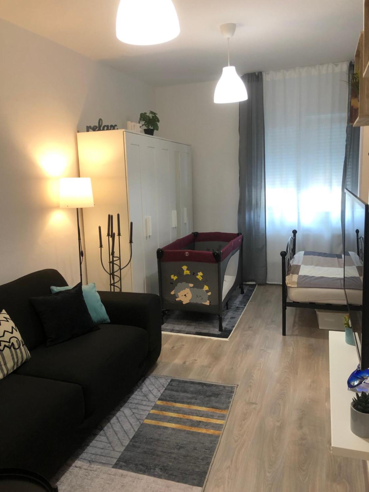 Studio Stipe- With Free Parking, Self Check-In 0-24 Zagreb Exterior photo
