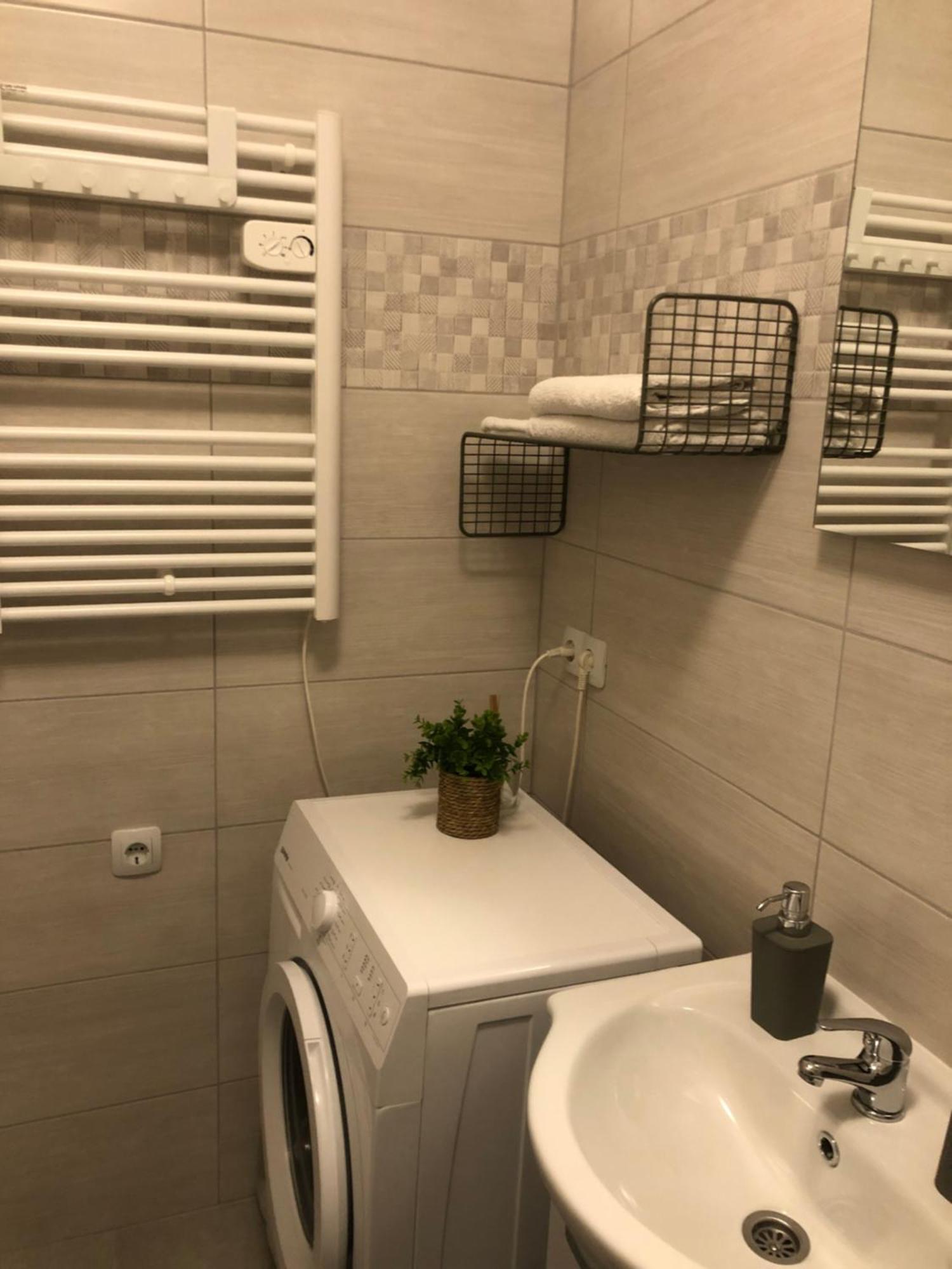 Studio Stipe- With Free Parking, Self Check-In 0-24 Zagreb Exterior photo
